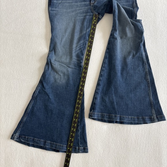 NWT Wrangler Retro High Rise Flare Womens Jeans 33x32 Western Rodeo Wide Leg - Picture 12 of 14